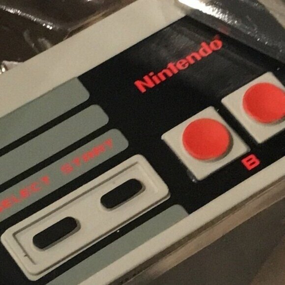 New Hallmark Ornament Christmas Nintendo Gaming VTG Entertainment System Holiday - Picture 5 of 5